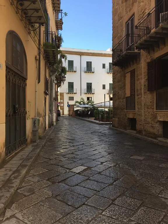 Alloro House Apartment Palermo Italy